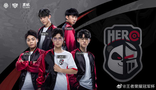 的紧绷感 的紧绷感