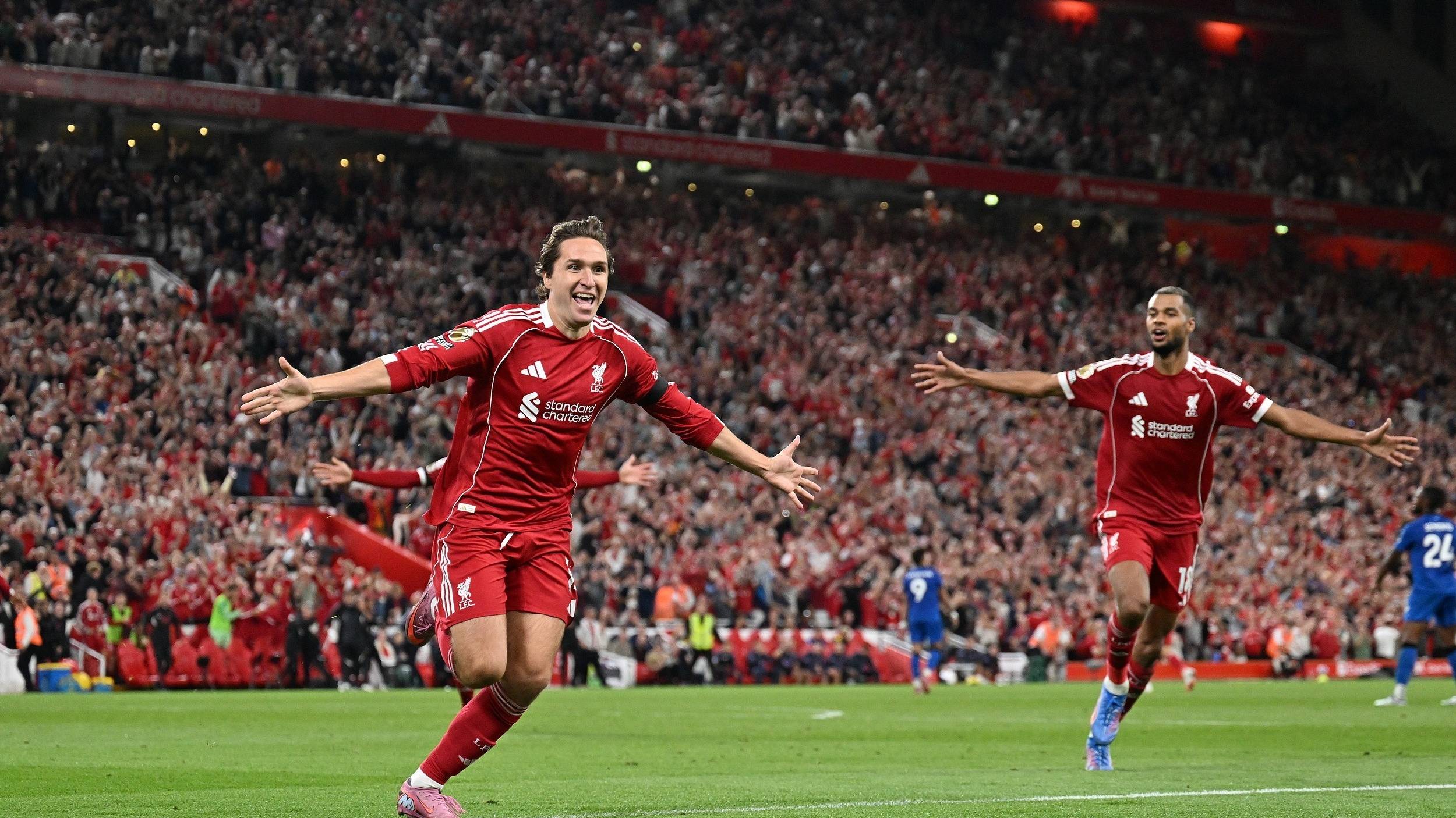 间的默契配 间的默契配