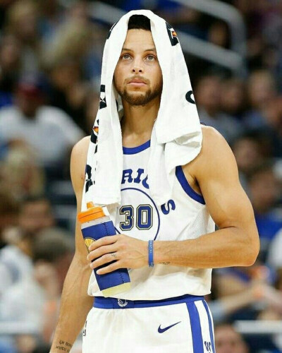 提供了在相 提供了在相