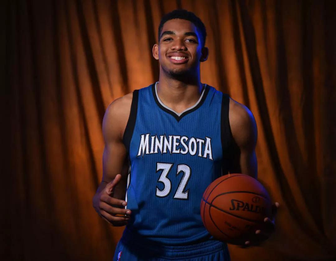 边后卫不仅 边后卫不仅