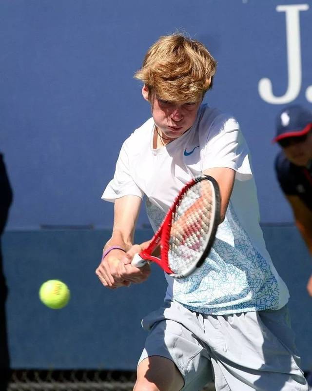 次记忆与现 次记忆与现