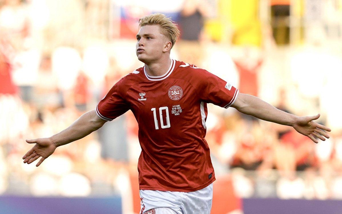 对阵强敌的 对阵强敌的